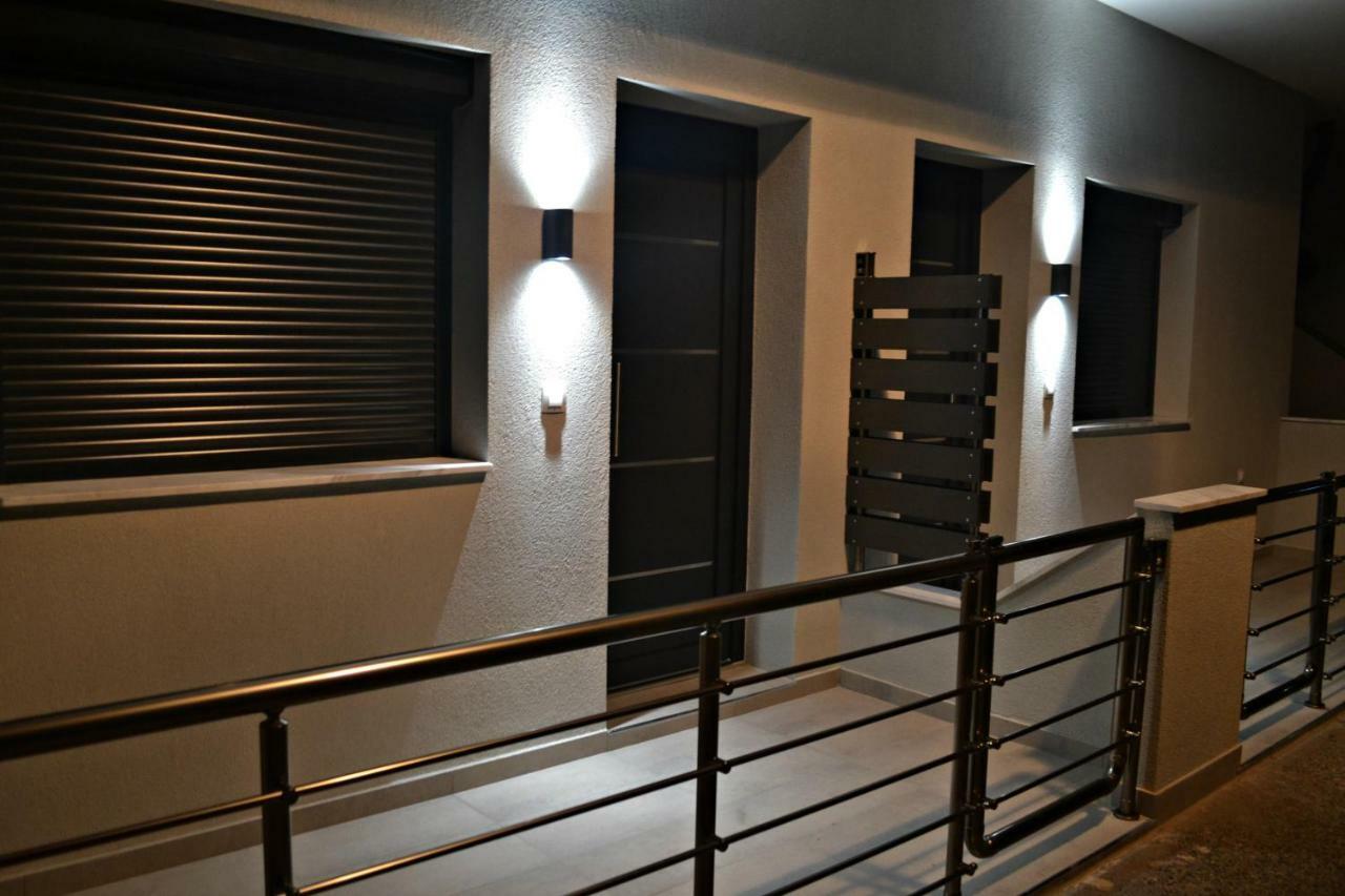 נאוס מרמרס Savvas & Katerinas Appartments מראה חיצוני תמונה